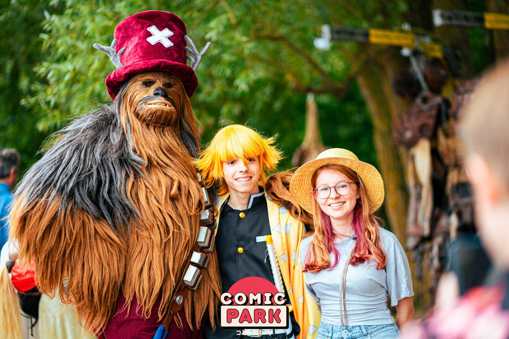 Tom Wenig -Comicpark ROS2026 SA-0460 | Hier findet ihr eure Fotografien und verschiedenste Motive zum Bestellen. - Realisiert mit Pictrs.com