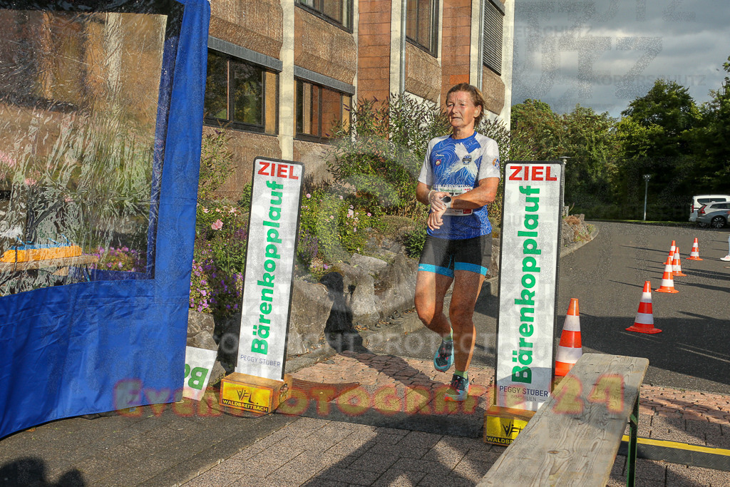 250801_1907_EX1_7112 | Sportfotografie im Rhein-Sieg Kreis, Köln, Bonn, NRW, Rheinland Pfalz, Hessen, etc. Unser Tätigkeitsfeld umfasst den Laufsport vom Volkslauf über den Marathon, Duathlon, Triathon bis zum Ultralauf wie Kölnpfad Ultra oder Schindertrail.
