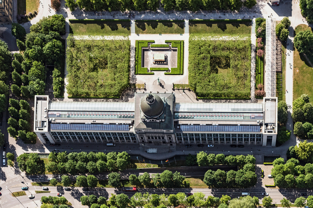 dr__dsc9183.jpg | MüNCHEN 07.05.2018 Gebäudekomplex des Ministerium der Bayerischen Staatskanzlei in München im Bundesland Bayern, Deutschland. // Building complex of the Ministry of Bayerischen Staatskanzlei in Munich in the state Bavaria, Germany. Foto: Daniel Reiter