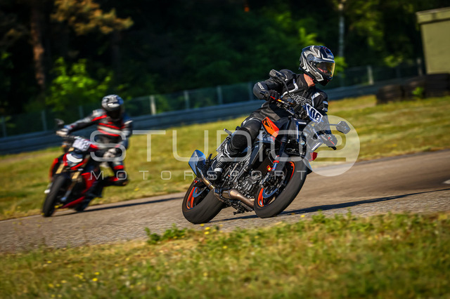 0108-260508DCB-012_108 | Deine Full-Service-Agentur für ✔️Videoproduktionen und ✔️Motorsportfotografie Jetzt Angebot anfragen!