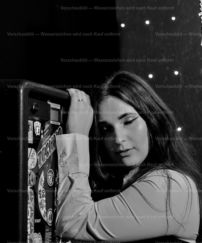 DSC01590_01 | Martin Fiedler Fotografie - Ausdrucksstarke Portraits im Raum Nürnberg - Realisiert mit Pictrs.com