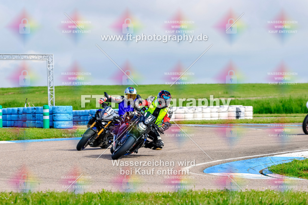 MotoTeam-8382 | Hier findet Ihr Bilder von Touristenfahrten auf der Nürburgring Nordschleife oder von anderen Veranstaltungen die ich besucht habe. Viel Spass beim Durch Schauen 