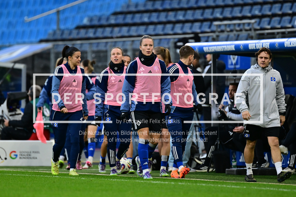 Fußball I Frauen I Saison 2025-2026 I Bundesliga I 8. Spieltag I Hamburger SV - Eintracht Frankfurt I 26867 | Der Sportfotograf. - Realisiert mit Pictrs.com