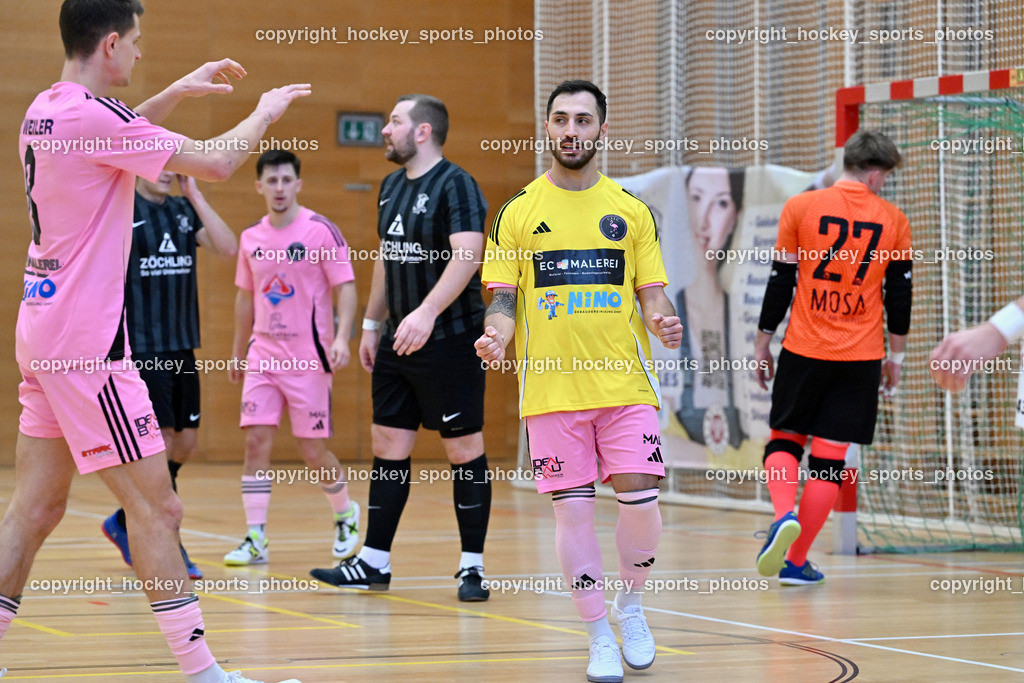 Carinthia Flamengo Futsal Club vs. Dynamo Triestingtal | #8 Ervin Jogic Carinthia Flamengo, #70 Yosifov Svetlozar Angelov Carinthia Flamengo, #96 Sebastian Schmidt Dynamo Triestingtal, #27 Markus Lechner Dynamo Triestingtal, Jubel Carinthia Flamengo, Carinthia Flamengo Futsal Club vs. Dynamo Triestingtal, Carinthia Flamengo Futsal Club vs. Dynamo Triestingtal am 29.12.2024 in Villach (Ballspielhalle St. Martin), Austria, (Photo by Bernd Stefan)
