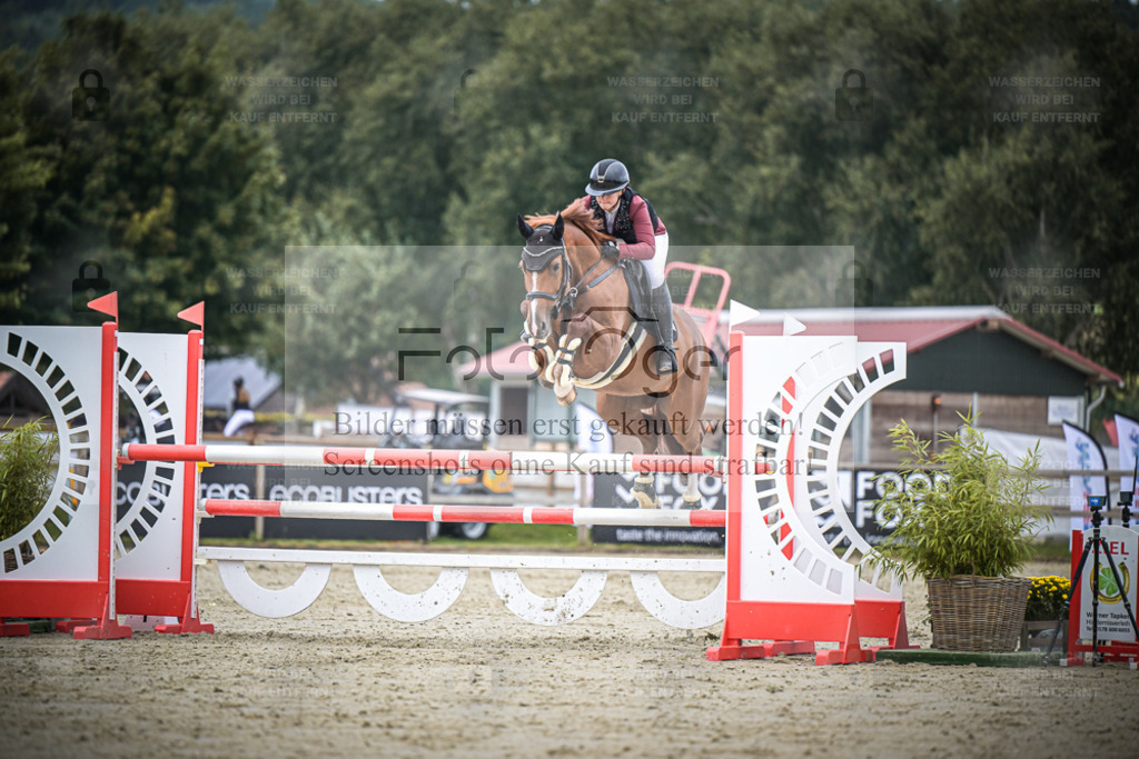 DOS_0951 | Entdecke hochwertige Reitturnierfotos von Foto Oger. Professionell, emotional und authentisch – jetzt Lieblingsmomente im Shop bestellen. - Realisiert mit Pictrs.com