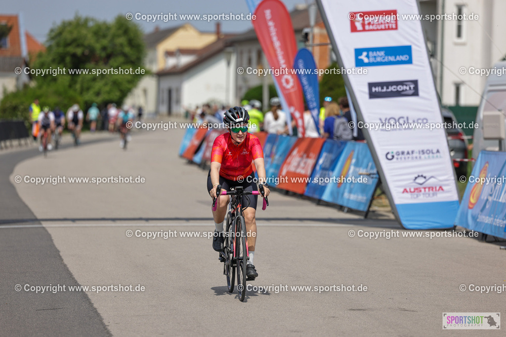 VJ__9651 | Neusiedlersee Radmarathon 2026@sportshot_your_pictrs #yourpictures#roadtowm2029 #nrm #neusiedlerseeradmarathon #neusiedlersee #neusiedlerseetourismus #burgenland #mörbisch #nrm26 #burgenlandtourismus #voglundco #poweredbyburgenlandtourismus #radsport #rad #marathon #ucigranfondo #visitburgenland #ucigranfondoworldseries
