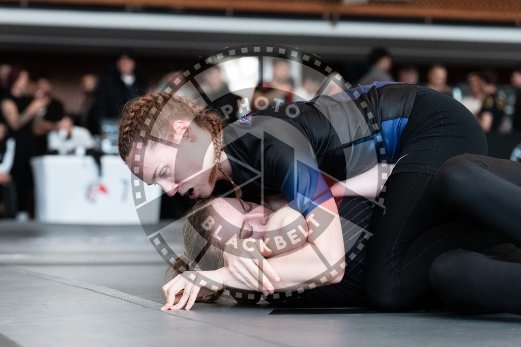 20251129PBB7740 | Fighters compete during the luta livre competition ILLCS XI winter edition on November 29, 2025 in Hannover, Germany.