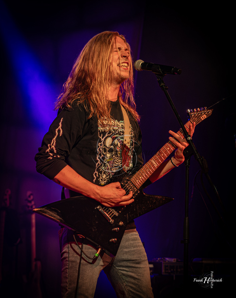 Still Riot | Frank Herberich Fotografie, Frank Herberich, Fotografie, Hochzeit, Portrait, St. Peter Ording, Ording, Westerhever, Nordsee, Frank Fotografie, Hardheim,  Odenwald,Walldürn, Band,Eventfotografie - Realisiert mit Pictrs.com