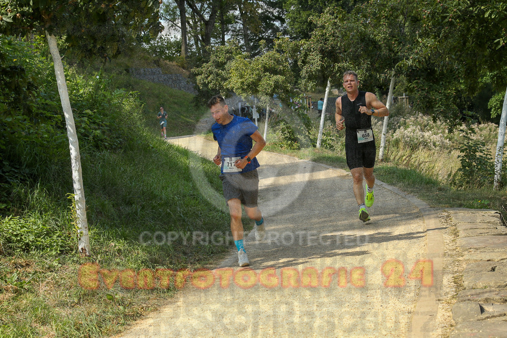 250824_1438_EX1_6953 | Sportfotografie im Rhein-Sieg Kreis, Köln, Bonn, NRW, Rheinland Pfalz, Hessen, etc. Unser Tätigkeitsfeld umfasst den Laufsport vom Volkslauf über den Marathon, Duathlon, Triathon bis zum Ultralauf wie Kölnpfad Ultra oder Schindertrail.