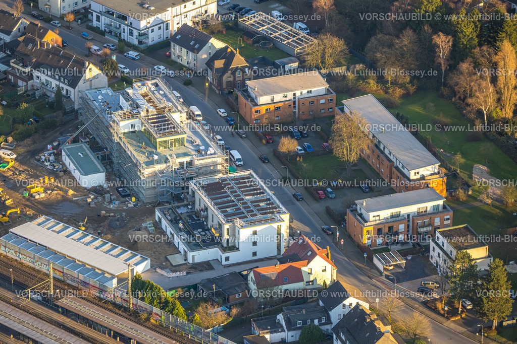 Bottrop251204456 | Luftbild, Baustelle mit Neubau Wohnzentrum für Senioren an der Lehmkuhler Straße, Süd, Bottrop, Ruhrgebiet, Nordrhein-Westfalen, Deutschland