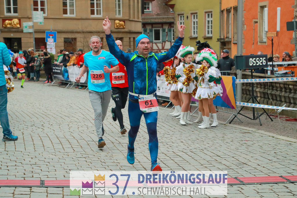 VR Bank Hauptlauf 10000m | 3 Koenigslauf 2023 - Realisiert mit Pictrs.com