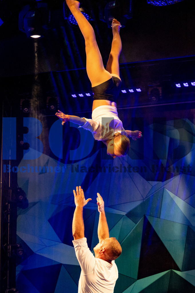 SES_VARECE20250907-27 | bond - Realisiert mit Pictrs.com