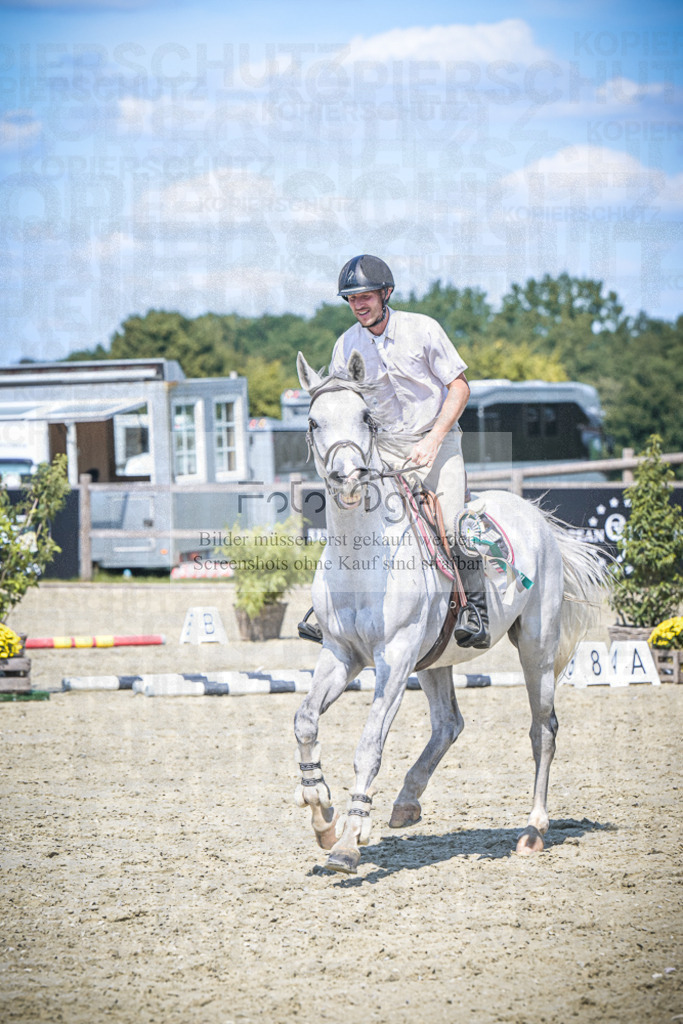 DOS_0281 | Entdecke hochwertige Reitturnierfotos von Foto Oger. Professionell, emotional und authentisch – jetzt Lieblingsmomente im Shop bestellen.Deutschlandweite Turnierfotografie. - Realisiert mit Pictrs.com