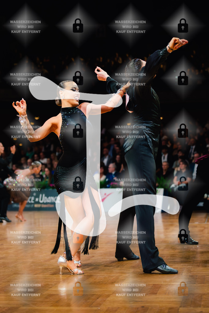 GOC 2025 - WDSF GrandSlam Latin 26th (3) Justin Lauer _ Rita Schumichin (Germany)-2025-08-23-4312 | Webshop for digital downloads and prints of dance sport, event & show photographer Julian Link - Realisiert mit Pictrs.com