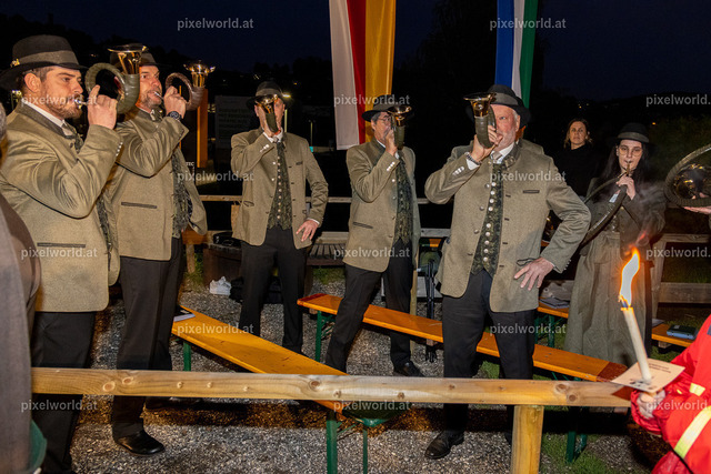 Einweihung Mileniumskreuz und 10. Oktoberfeier | Bildershop von pixelworld.at - Realisiert mit Pictrs.com