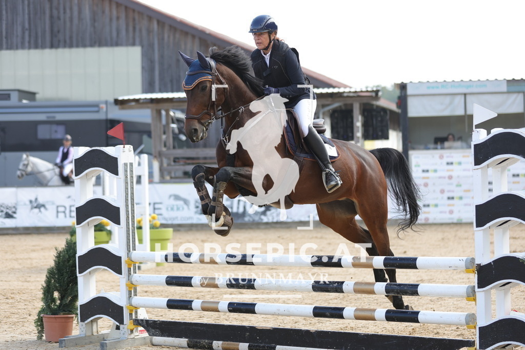 0P6A1792 | Willkommen bei Brunnmayr - Design & Fotografie – Ihrem Spezialisten für Reitturniere und Pferdeveranstaltungen in Oberösterreich, Salzburg und Bayern! Seit über 17 Jahren sind wir leidenschaftlich dabei.