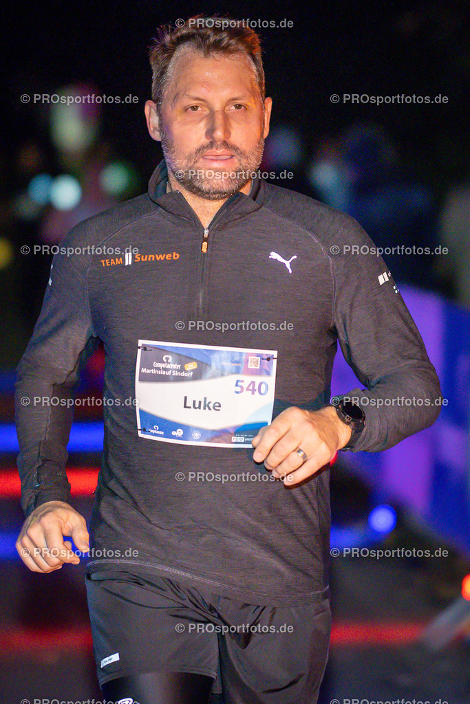 Computacenter Martinslauf Sindorf 2022 in Kerpen-Sindorf, 10.11.2022 | Impressionen vom Computacenter Martinslauf Sindorf 2022 am 10.11.2022 in Kerpen-Sindorf (Nordrhein-Westfalen).