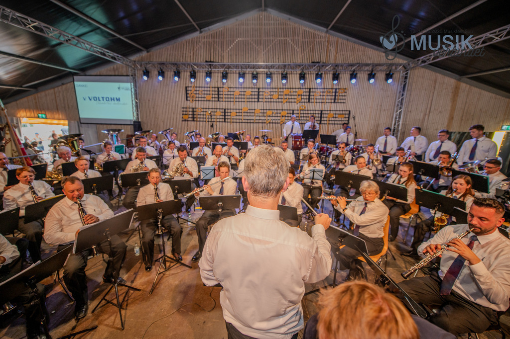 _DSC0440 | "Fussifoto.com – Ihr Ansprechpartner für hochwertige Fotografie! Entdecken Sie kreative Bilder und professionelle Dienstleistungen. Kontaktieren Sie uns für Ihre Projekte!"