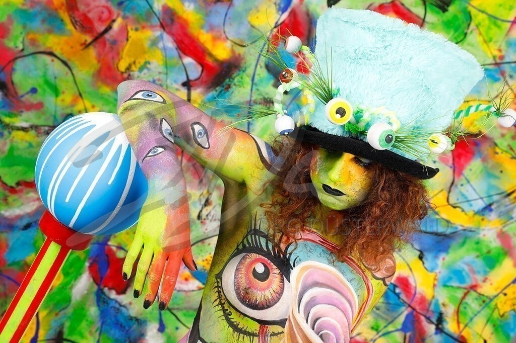 Bodypainting-PSYCHEDELIC_2301 | #003 | Modell: Lena | Foto: Tschiponnique Skupin - Realisiert mit Pictrs.com