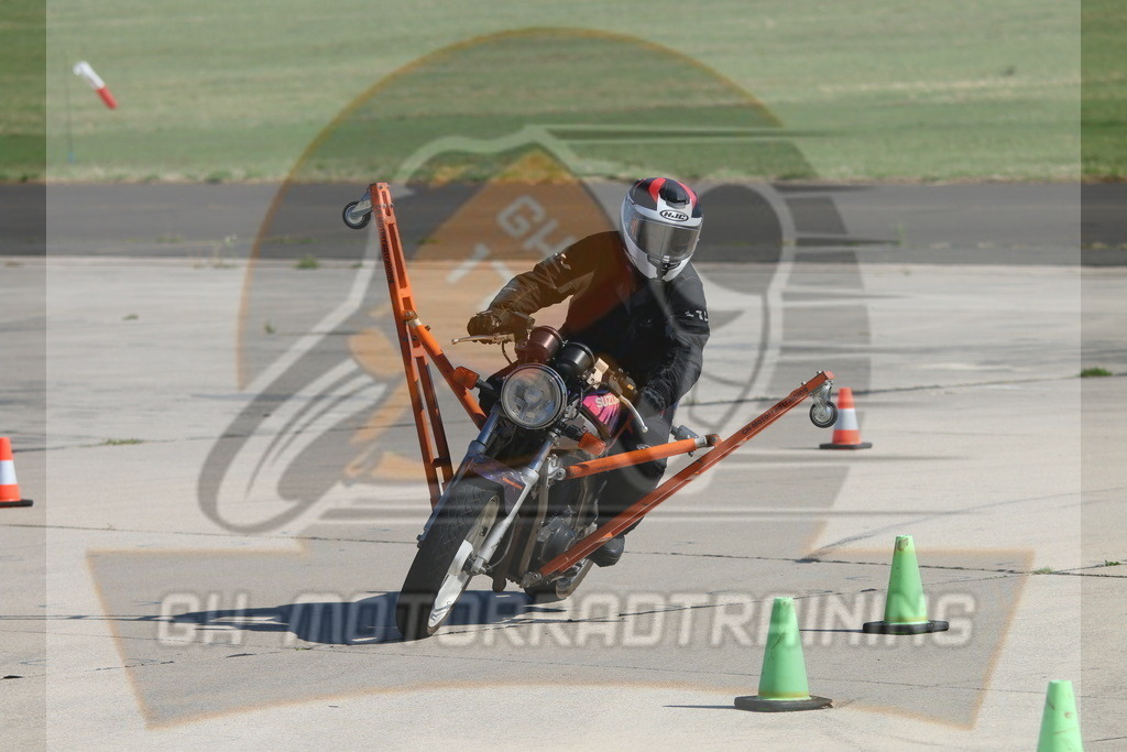 IMG_3704 | gh-motorradtraining-foto.de - Realisiert mit Pictrs.com