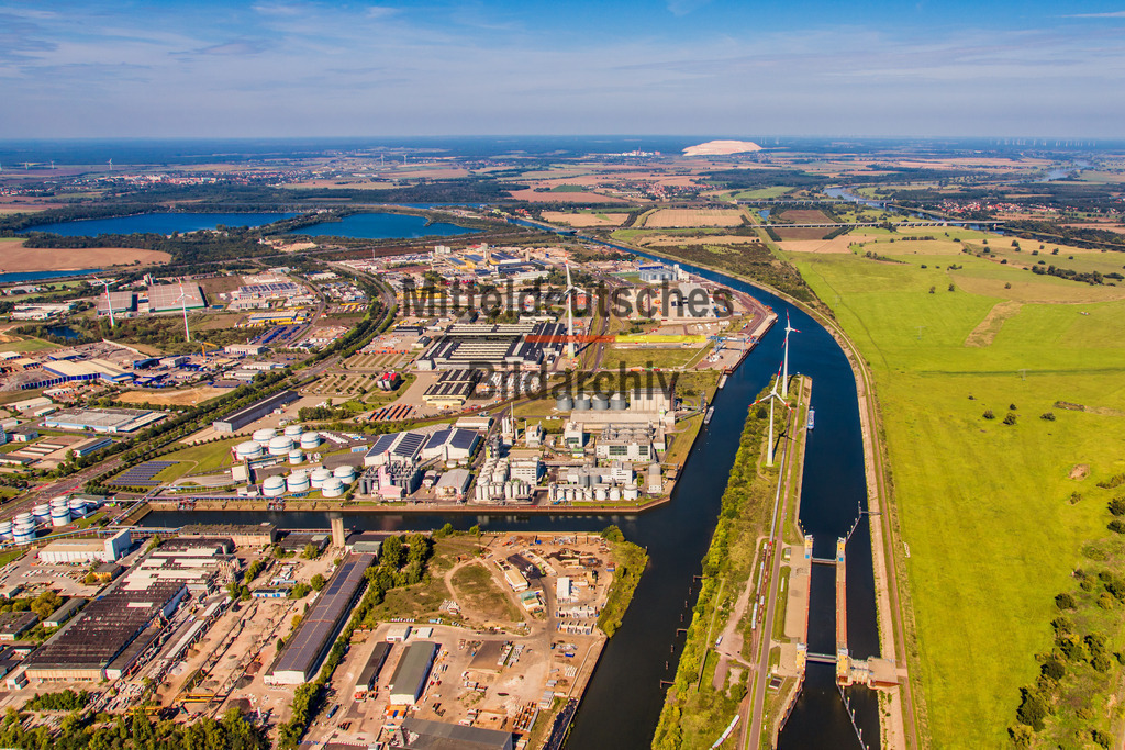 Magdeburg Luftbild Industriehafen Abstiegskanal Rothensee-6946 | Magdeburg Schleus Abstiegskanal - Realisiert mit Pictrs.com