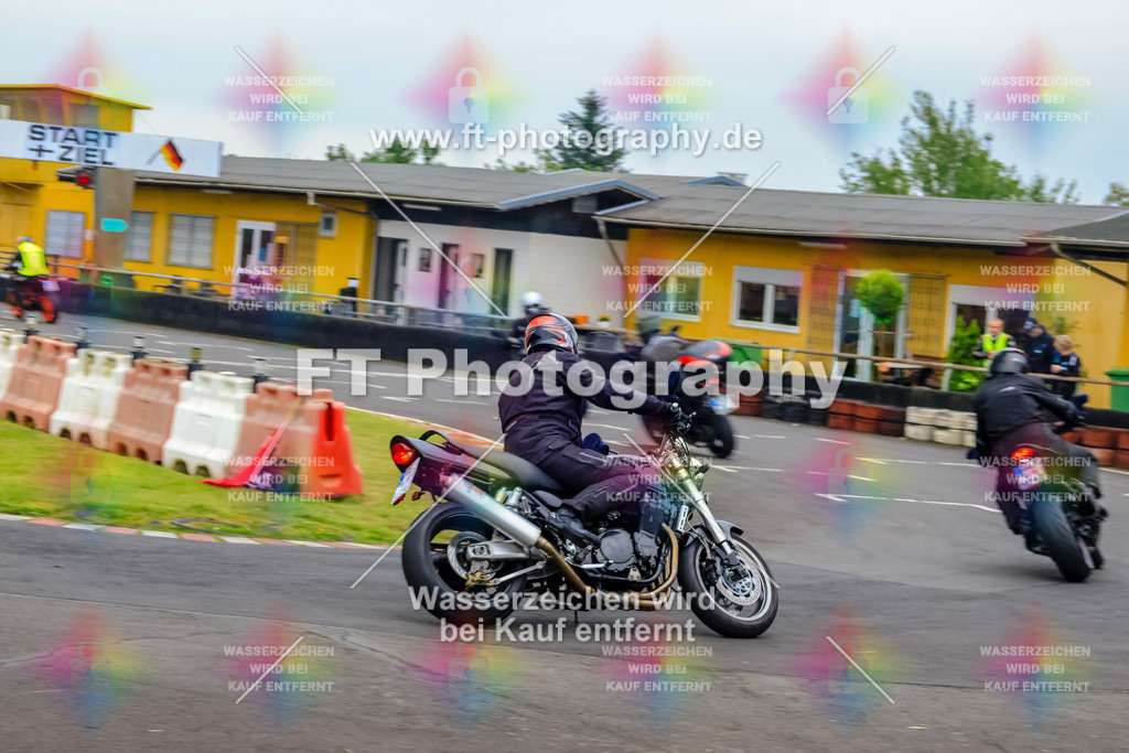 OBK-5301 | Hier findet Ihr Bilder von Touristenfahrten auf der Nürburgring Nordschleife oder von anderen Veranstaltungen die ich besucht habe. Viel Spass beim Durch Schauen 