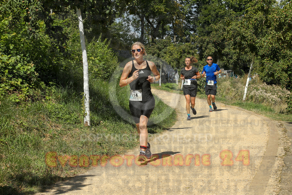 250824_1232_EX1_9652 | Sportfotografie im Rhein-Sieg Kreis, Köln, Bonn, NRW, Rheinland Pfalz, Hessen, etc. Unser Tätigkeitsfeld umfasst den Laufsport vom Volkslauf über den Marathon, Duathlon, Triathon bis zum Ultralauf wie Kölnpfad Ultra oder Schindertrail.