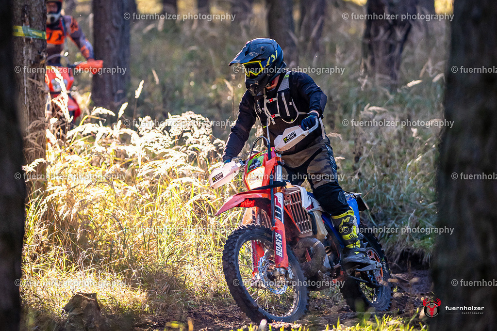 fuernholzer_251026-C2-52 | Fotografische Impressionen von der Red Stag Enduro Extreme by fuernholzer-photography.com. Endurosport in Österreich fotografisch festgehalten von fuernholzer. Auftragsfotografie für Private, Gewerbefotos und Industriefotografie. Eventfotografie, Sportfotografie und Motorsportfotografie. Anbieter von Fotoworkshops, Fototraining, fotografischen Vorträgen und Fotoseminaren.