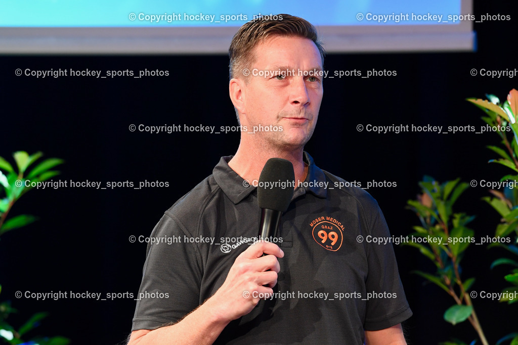 win2day ice hockey league Pressekonferenz Velden 13.9.2022 | Headcoach Moser Medical Graz99ers Johan Pennerborn