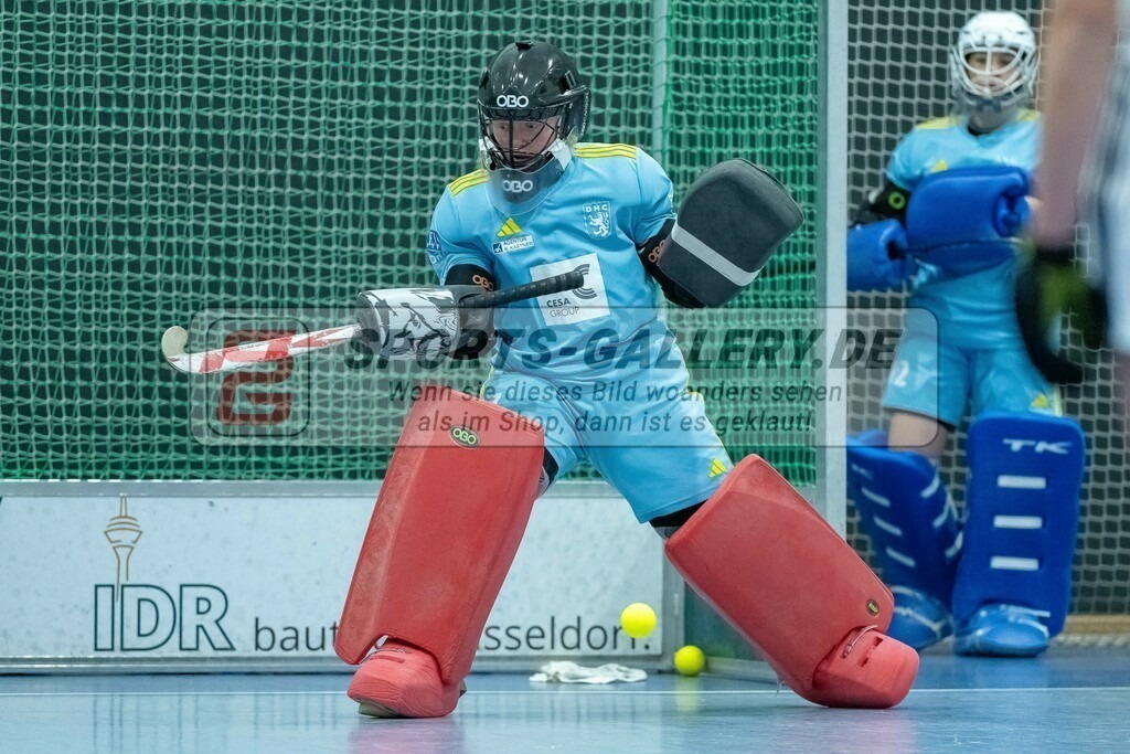 HK_20240113_107867 | 1. Bundesliga Damen Düsseldorfer HC - Club Raffelberg am 13.1.2024 DHC Halle, Düsseldorf , Femke Jovy ( Torfrau Düsseldorfer HC #1 )
