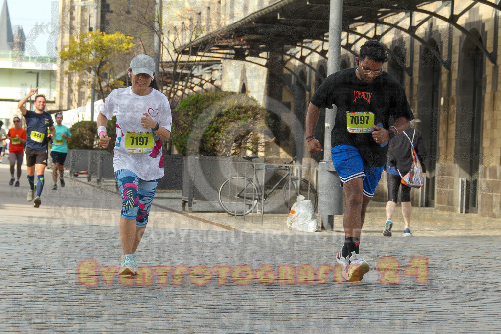 250920_1534_EV4_9168 | Sportfotografie im Rhein-Sieg Kreis, Köln, Bonn, NRW, Rheinland Pfalz, Hessen, etc. Unser Tätigkeitsfeld umfasst den Laufsport vom Volkslauf über den Marathon, Duathlon, Triathon bis zum Ultralauf wie Kölnpfad Ultra oder Schindertrail.