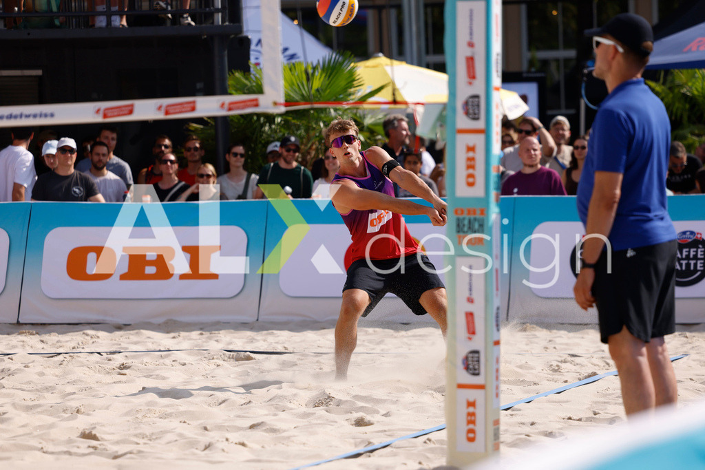 Obi BeachTour 2026 - Basel | BASEL, SWITZERLAND - JULY 19: FLORIAN BREER (SUI) during the Obi BeachTour 2026 match between DILLIER / FLÜCKIGER (SUI) and BREER / KÄLIN (SUI) at Barfüsserplatz on July 19, 2026 in Basel, Switzerland. - Realisiert mit Pictrs.com