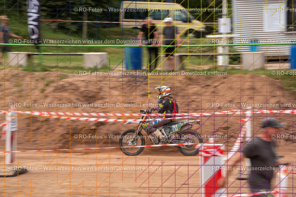 Niederwürzbach 4 Lauf-1791 | Sportfotografie von RO-Fotos: Motorsport, Motocross, Enduro, Laufveranstaltungen und Triathlon. Professionelle Fotos von Sportlern und Events. - Realisiert mit Pictrs.com