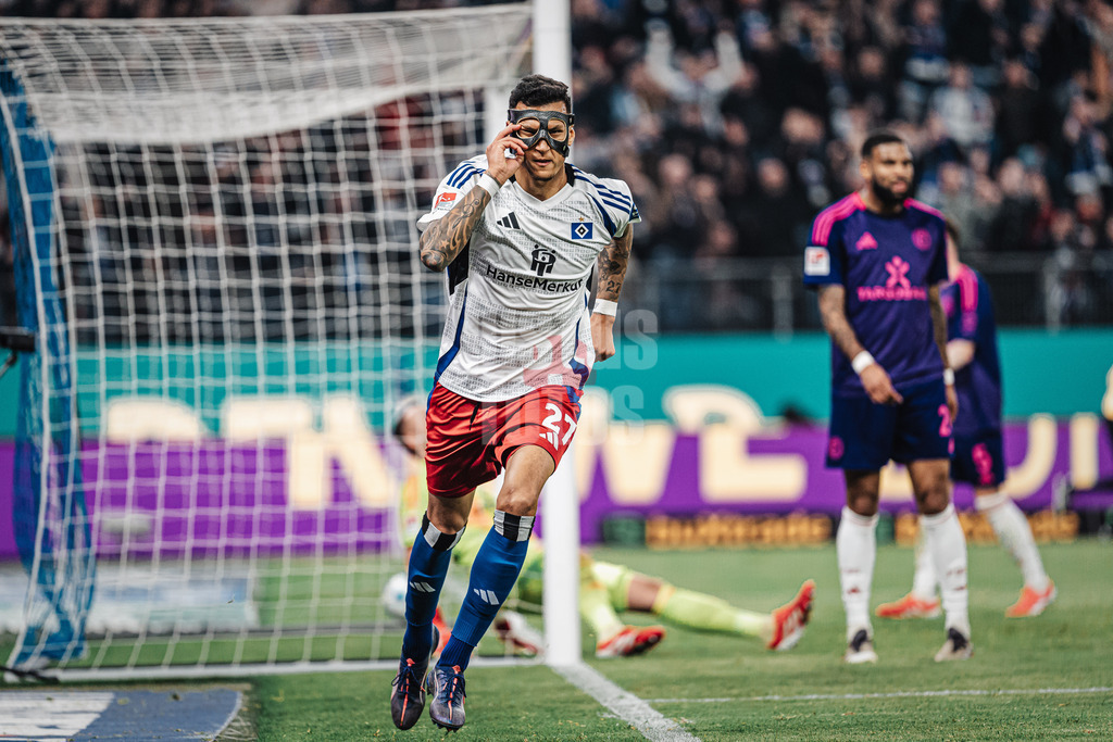 Fußball | Männer | Saison 2024/2025 | 2. Fußball-Bundesliga | 25. Spieltag | Hamburger SV vs. Fortuna Düsseldorf | 08.03.2025 | Davie Selke (#27, HSV) schießt ein Tor und jubelt