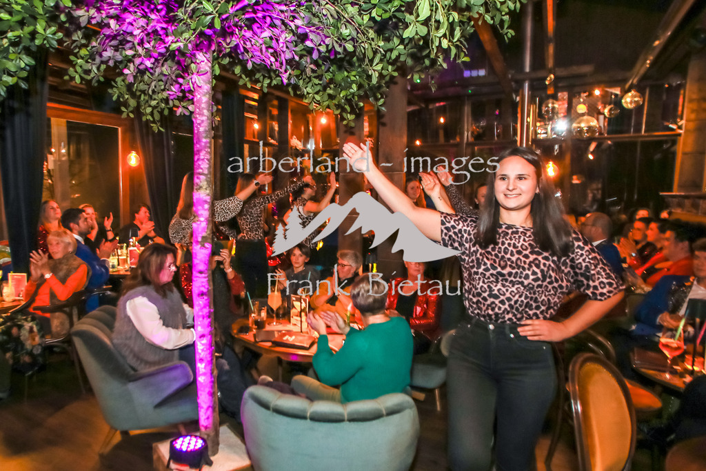 OE7A9271 | Medien- Sport- Entertainmentfotos