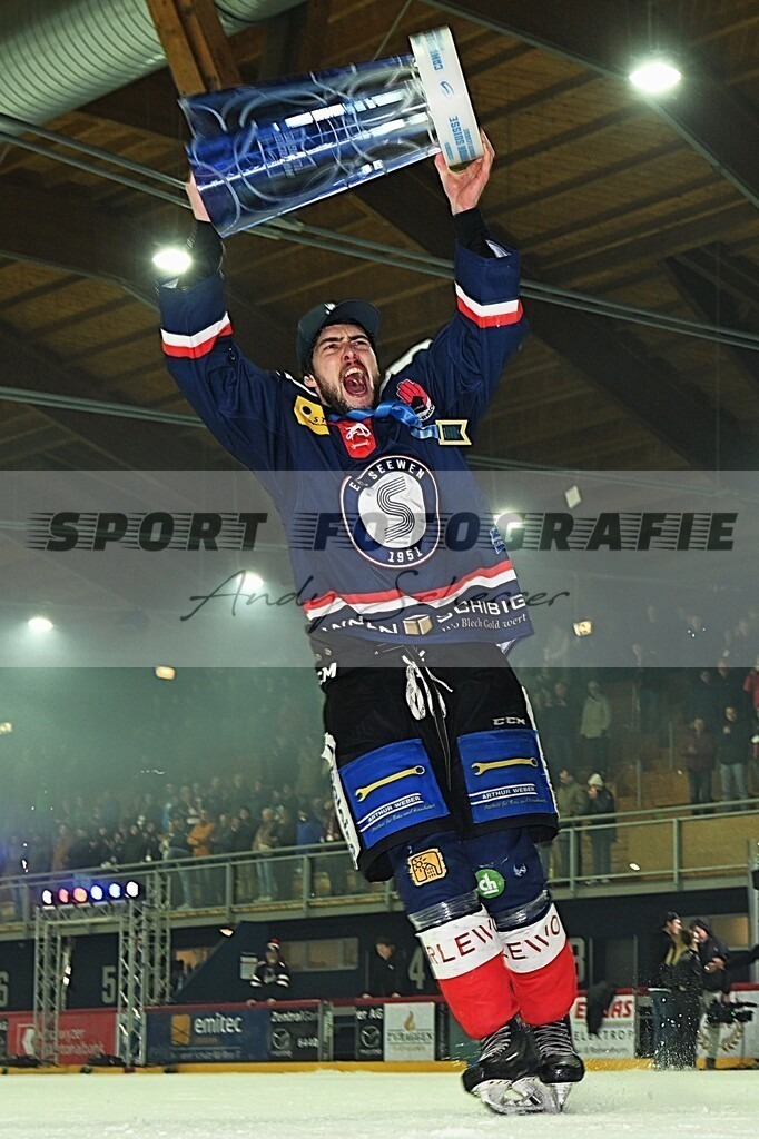 aaaaDSC_3891 | Kaufen Sie Sportbilder im Onlineshop von Andy Scherrer Sportfotografie. Faszinierende Bilder von Sportevents aus der ganzen Schweiz. Fussball, Frauenfussball, Unihockey, Handball, Schwingen und weiteren Sportarten. - Realisiert mit Pictrs.com