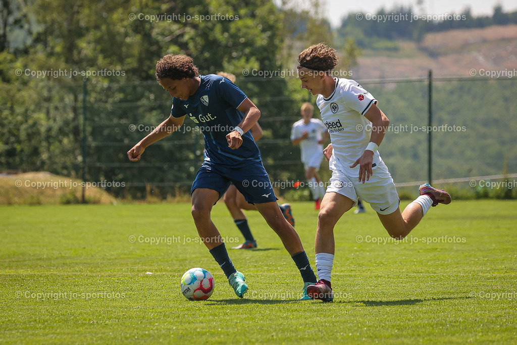 BQ3I4401 | 17.06.2023; Testspiel; Rasenplatz Offdilln; VfL Bochum U17 - Eintracht Frankfurt U17; Ergebnis: 3:1 (1:1)
