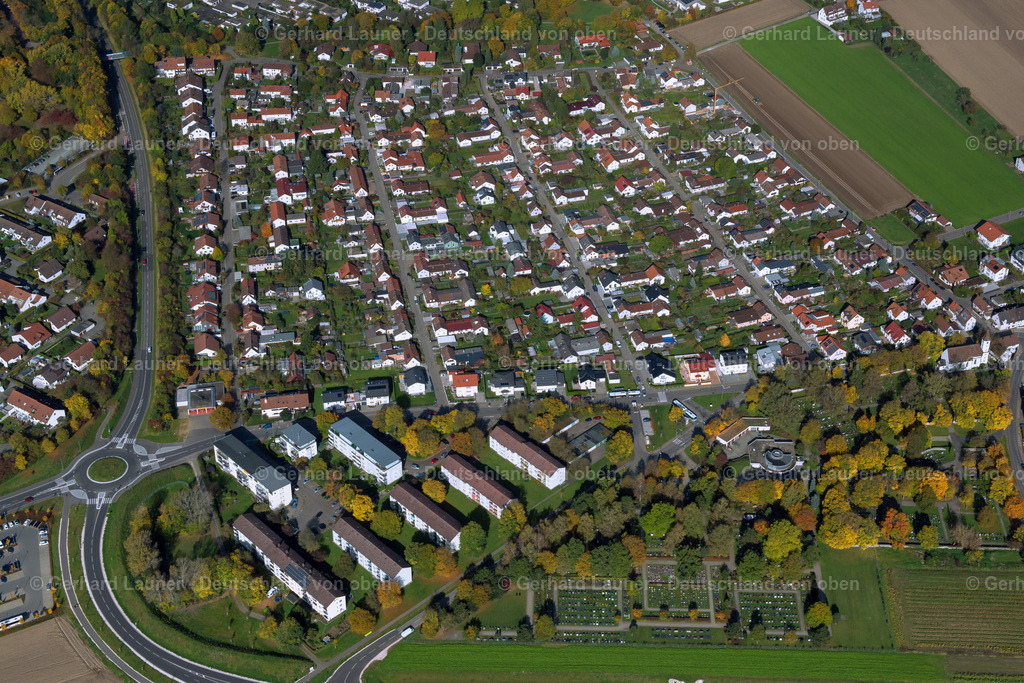 3703686 | Wiblingen, ULM 13.10.2017 Stadtrand und Außenbezirks- Wohngebiete  in Ulm im Bundesland Baden-Württemberg, Deutschland // Outskirts residential  in Ulm in the state Baden-Wuerttemberg, Germany Foto: Gerhard Launer