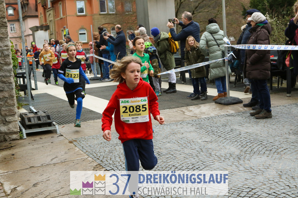 AOK JuniorCup 400m | 3Koenigslauf 2023 - Realisiert mit Pictrs.com