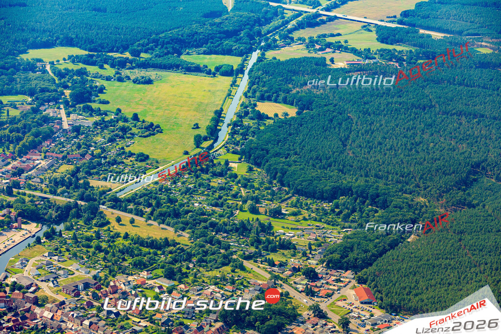 Vs Google Maps Grabow - Die Luftaufnahme wurde 2025 vom UL-Flugzeug heraus erstellt ( keine Drohnenaufnahme ) - Hochauflösende Luftaufnahme - für Wandbilder und großformatige Ausdrucke geeignet. Das besondere Geschenk!Hier alle&nbsp;Infos zur Lizenzierung der LuftaufnahmeWir fliegen auch dieses Jahr wieder in Ihre Region um Luftbilder zu erstellen.- Luftbild anfragen
