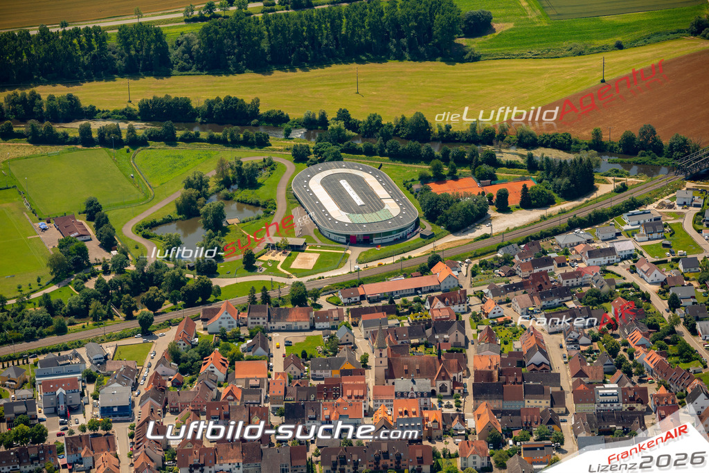 Das Luftbild zeigt :  Geisingen - Die Luftaufnahme wurde 2024 vom UL-Flugzeug aus erstellt ( keine Drohne ) - Hochauflösende Luftaufnahme - Für grossformatige Ausdrucke geeignet. Die Geschenkidee !Mit Lizenz und Bildrechte bestellbar
