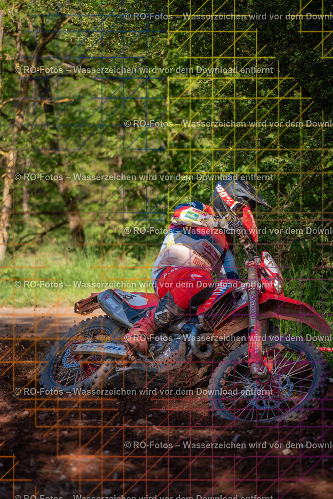 Wolfshausen 3 Lauf -1752 | Sportfotografie von RO-Fotos: Motorsport, Motocross, Enduro, Laufveranstaltungen und Triathlon. Professionelle Fotos von Sportlern und Events. - Realisiert mit Pictrs.com
