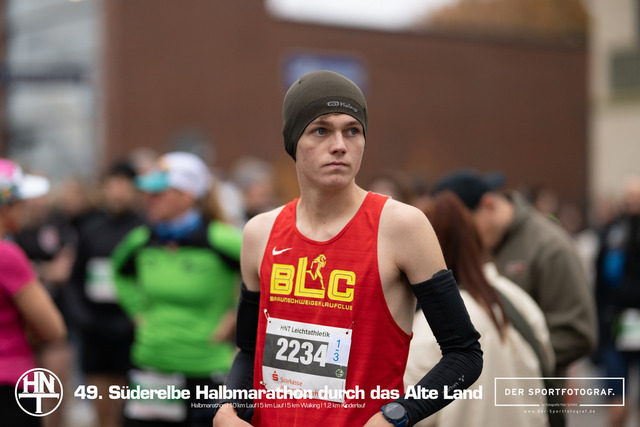 Süderelbe Halbmarathon 2025 I 09.11.2025 I Fotograf_DerSportfotograf.I 00251 | Der Sportfotograf. - Realisiert mit Pictrs.com