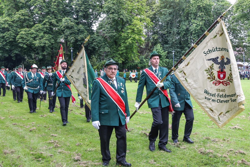 top-top.de 240602-132 | Foto, Video, Fotografie, Videografie, Fotobox, DJ, Discjockey, Musik, Musikbox, Veranstaltung, Photobooth, Amazon, Ebay, Buchtipp, Bestseller, Autor, Verlag, Buch, Wesel, Hamminkeln, NRW, Dinslaken, Rees, Drohne, Hochzeit, Party, Fotobox, Wesel, Fotograf