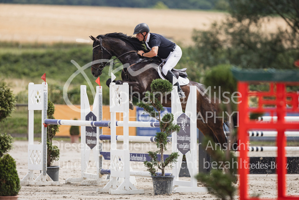 250629_PfSpTa_2Ph-M1-765 | Deine schönsten Turniermomente als professionelle Fotos! Entdecke hochwertige Pferdesport-Fotografie im Online-Shop. Jetzt Fotos finden & bestellen!
