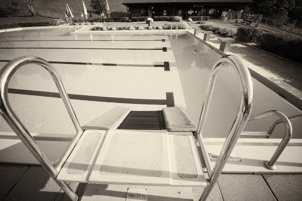 Schwimmbad Schwarzenberg | Schwarzenberg, Austria - August 06, 2014: Schwimmbad Schwarzenberg. - Realisiert mit Pictrs.com