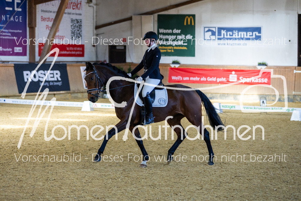 Sth-LPO25-DrR-L-261 | MomenTaufnahmen Pferdesportfotos