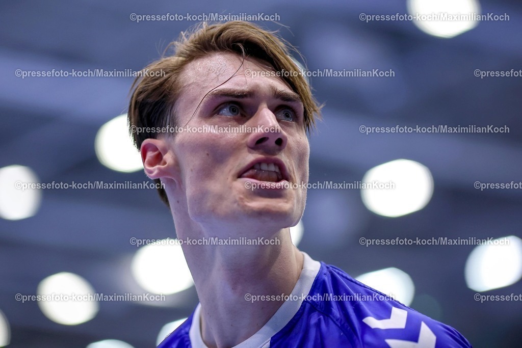 Gum15052501031 | 15.05.2025, Handball, HBL, VfL Gummersbach - SC Magdeburg, Schwalbe-Arena: Miro Schluroff (GUM #15) jubelnd Emotionen Emotional nach dem Treffer zum Ausgleich kurz vor der Halbzeit