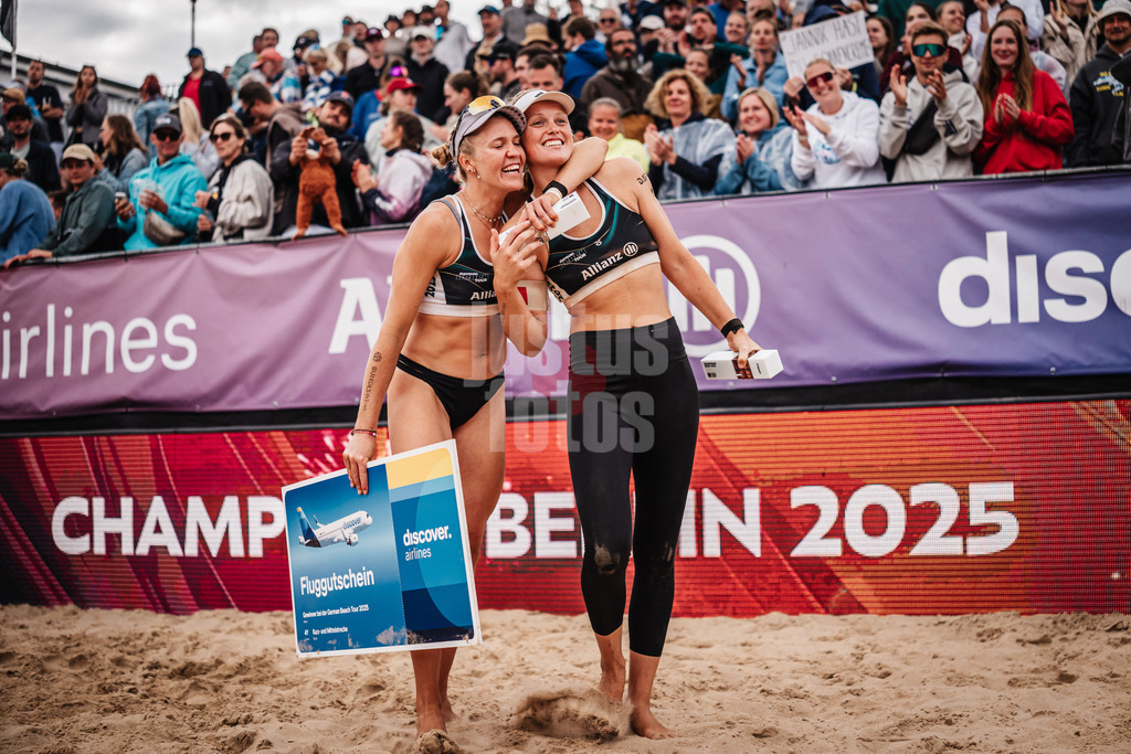 Beachvolleyball | Frauen | Allianz German Beach Tour 2025 | Tourstop Berlin | 24.08.2025 | v.l. Melanie Paul und Lea Kunst gewinnen das Turnier in Berlin