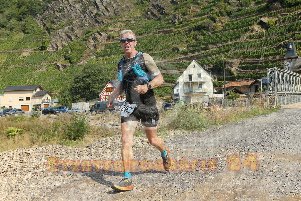 240831_1209_EX1_8444 | Sportfotografie im Rhein-Sieg Kreis, Köln, Bonn, NRW, Rheinland Pfalz, Hessen, etc. Unser Tätigkeitsfeld umfasst den Laufsport vom Volkslauf über den Marathon, Duathlon, Triathon bis zum Ultralauf wie Kölnpfad Ultra oder Schindertrail.